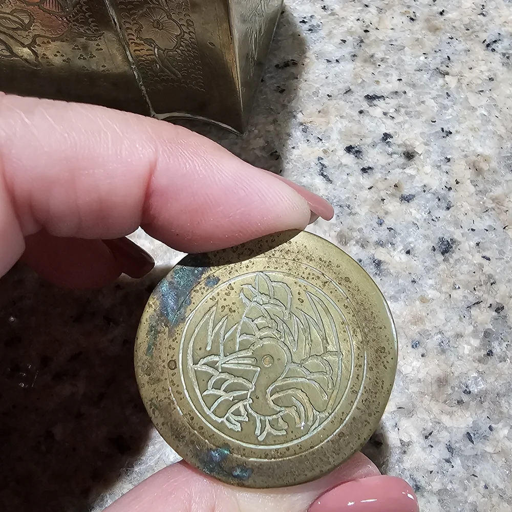 Gold Floral Engraved Perfume Bottle - Picture 7 of 9